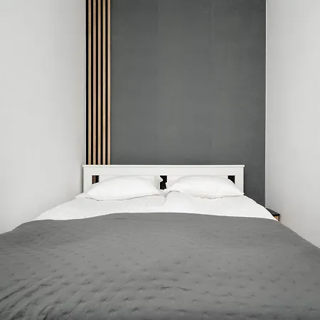 Praktyczne Blisko Centrum Wroclawia By Renters 公寓